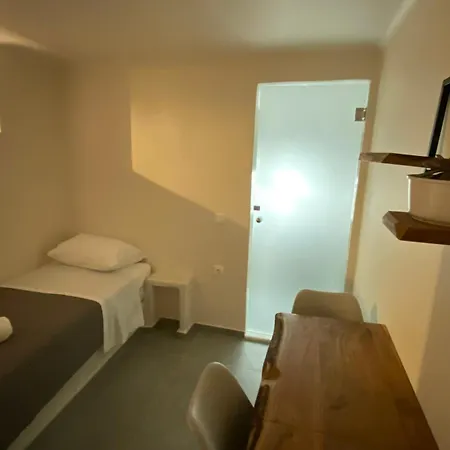 Apartamento Iakovos' Luxury Penthouse Tínos